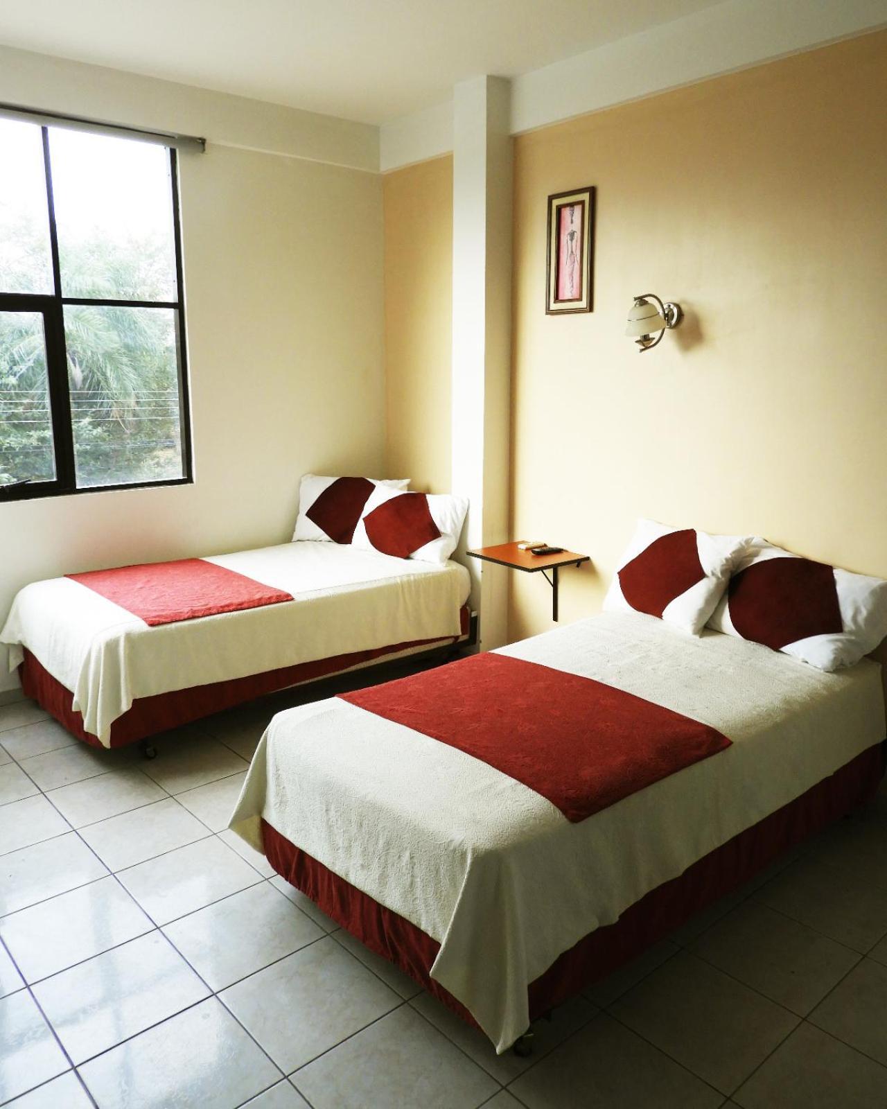 Hotel Plaza Center Santa Cruz de La Sierra Exteriör bild